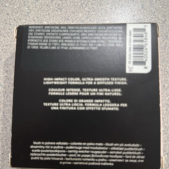 Fenty Beauty Suede Powder Blush in Lolly Poppy - Picture 4 of 5